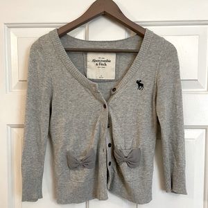 Abercrombie & Fitch Bow Pocket Button Cardigan